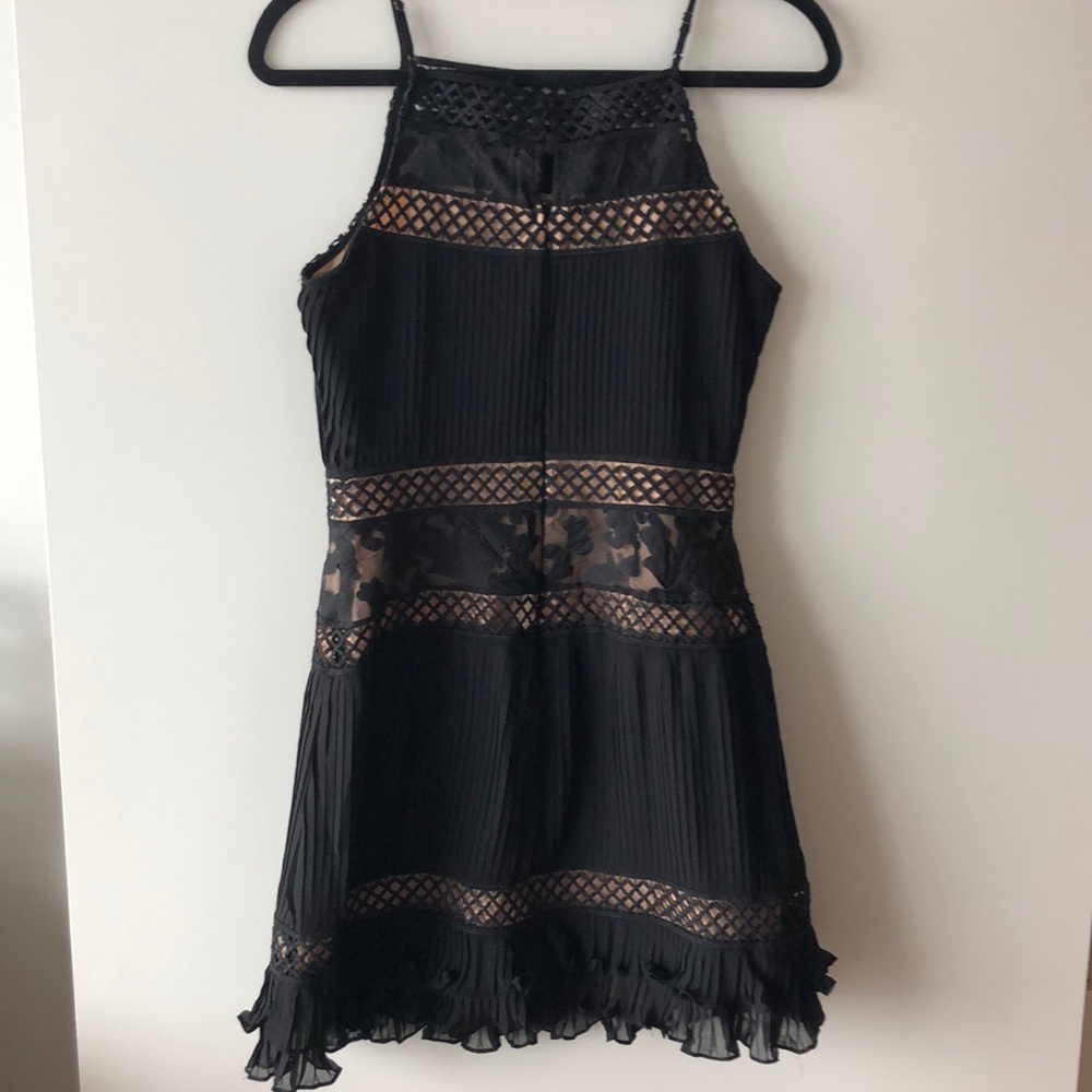 Adelyn Rea Nia Pleated A-lined Dress - Black - Picture 5 of 8